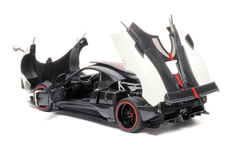 Almost-Real 2009 Pagani Zonda Cinque Coupe RHD Bianco Benny White & Carbon w/ Red Accents 1:18 - Image 3