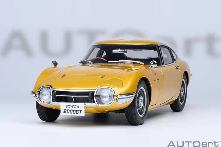 AUTOart 1967 Toyota 2000GT (Upgraded Version) Gold 1:18 - Image 24