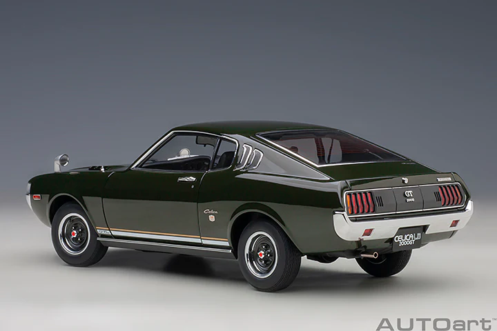 AUTOart 1973 Toyota Celica Liftback 2000GT (RA25) Moss Green 1:18 - Image 2