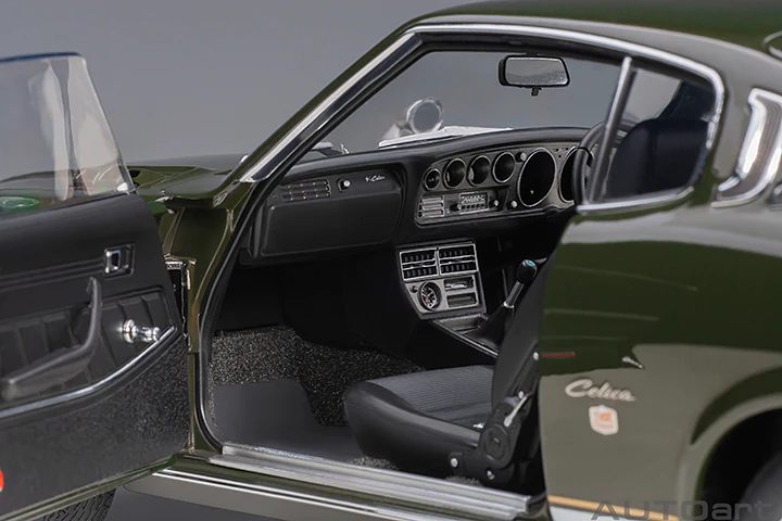 AUTOart 1973 Toyota Celica Liftback 2000GT (RA25) Moss Green 1:18 - Image 9