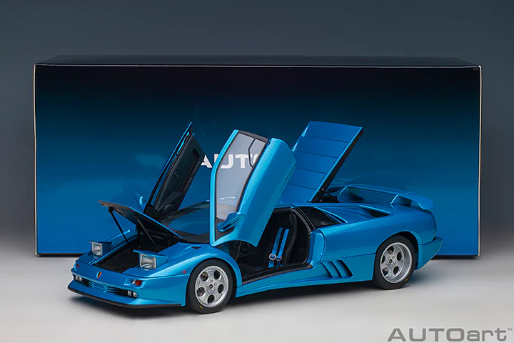 AUTOart 1995 Lamborghini Diablo SE30 Blue Sirena Metallic Blue 1:18 - Image 20
