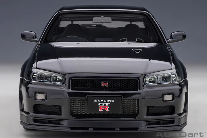 AUTOart 2001 Nissan Skyline GT-R (R34) V-Spec II Black Pearl 1:18 - Image 5