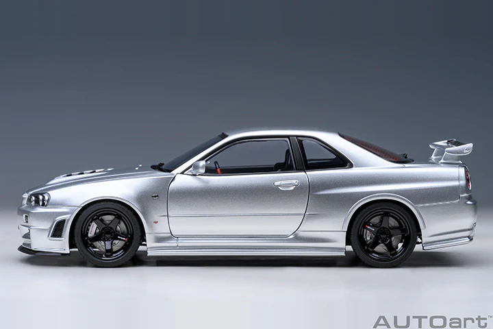 AUTOart 2001 Nissan Skyline GT-R (R34) Z-Tune Silver 1:18 - Image 3