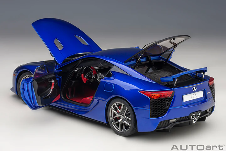 AUTOart 2012 Lexus LFA Pearl Blue 1:18 - Image 17