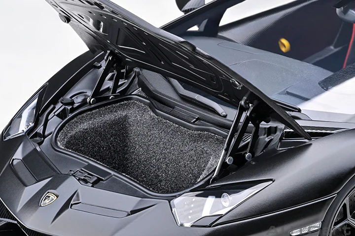 AUTOart 2016 Lamborghini Aventador SVJ Matte Black 1:18 - Image 7