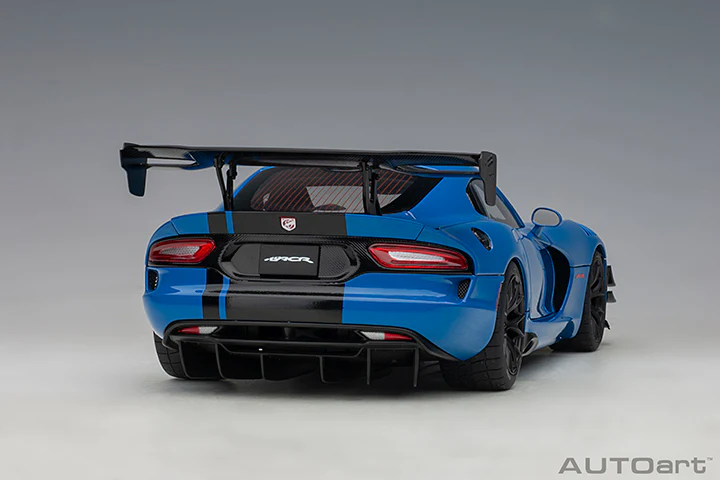AUTOart 2017 Dodge Viper GTS-R Commemorative Edition ACR Competition Blue w/ Black Stripes 1:18 - Image 15