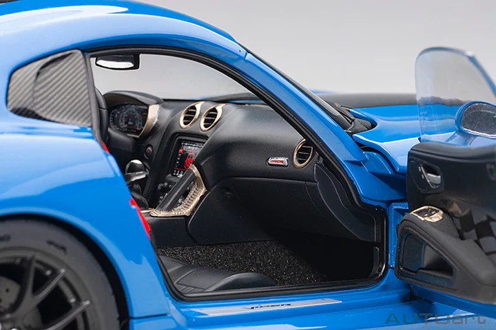 AUTOart 2017 Dodge Viper GTS-R Commemorative Edition ACR Competition Blue w/ Black Stripes 1:18 - Image 8
