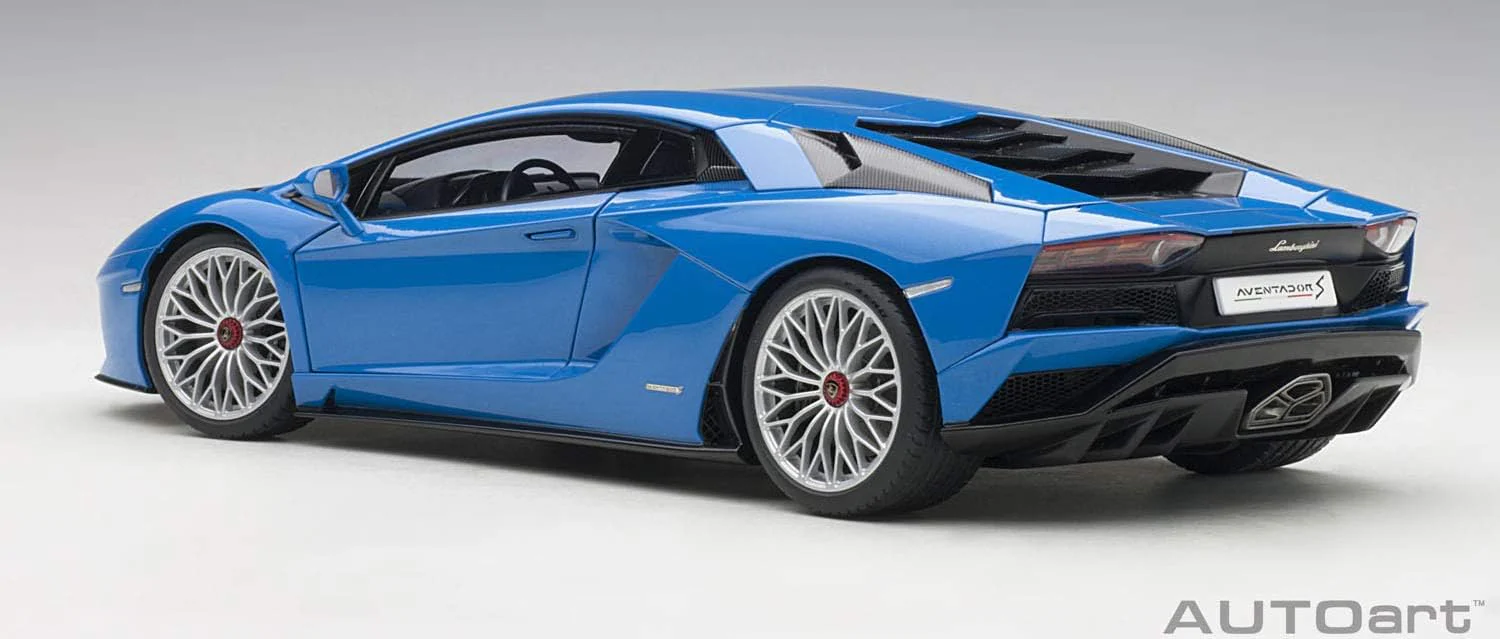 AUTOart 2017 Lamborghini Aventador S Blue Nila 1:18 - Image 3