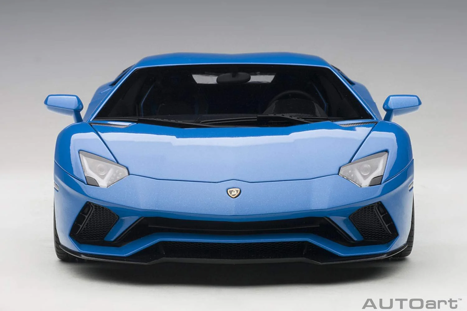 AUTOart 2017 Lamborghini Aventador S Blue Nila 1:18 - Image 7