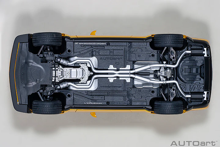 AUTOart 2018 Dodge Challenger SRT Hellcat Widebody Yellow Jacket w/ Satin Black Hood 1:18 - Image 8