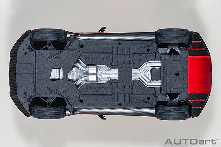 AUTOart 2019 Aston Martin Vantage Hyper Red w/ Carbon Roof 1:18 - Image 8