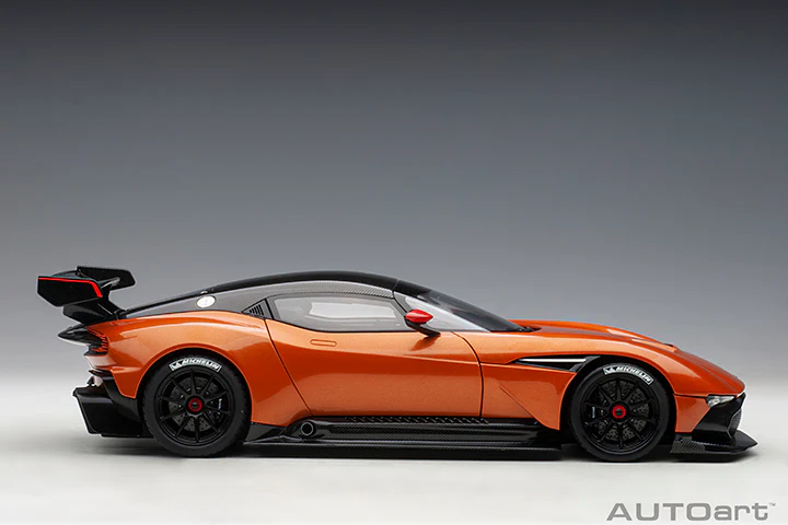 AUTOart 2019 Aston Martin Vulcan Madagascar Orange 1:18 - Image 4
