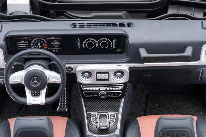 AUTOart 2019 Mercedes-Benz G63 AMG 4x4 G-Class Emerald Green Metallic 1:18 - Image 15