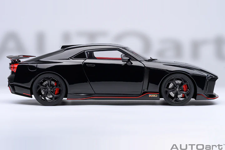 AUTOart 2020 Nissan GT-R (R50) by Italdesign Black w/ Matte Black & Red 1:18 - Image 4