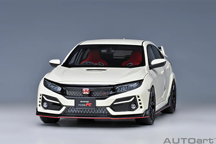 AUTOart 2021 Honda Civic Type R (FK8) Championship White 1:18 - Image 18