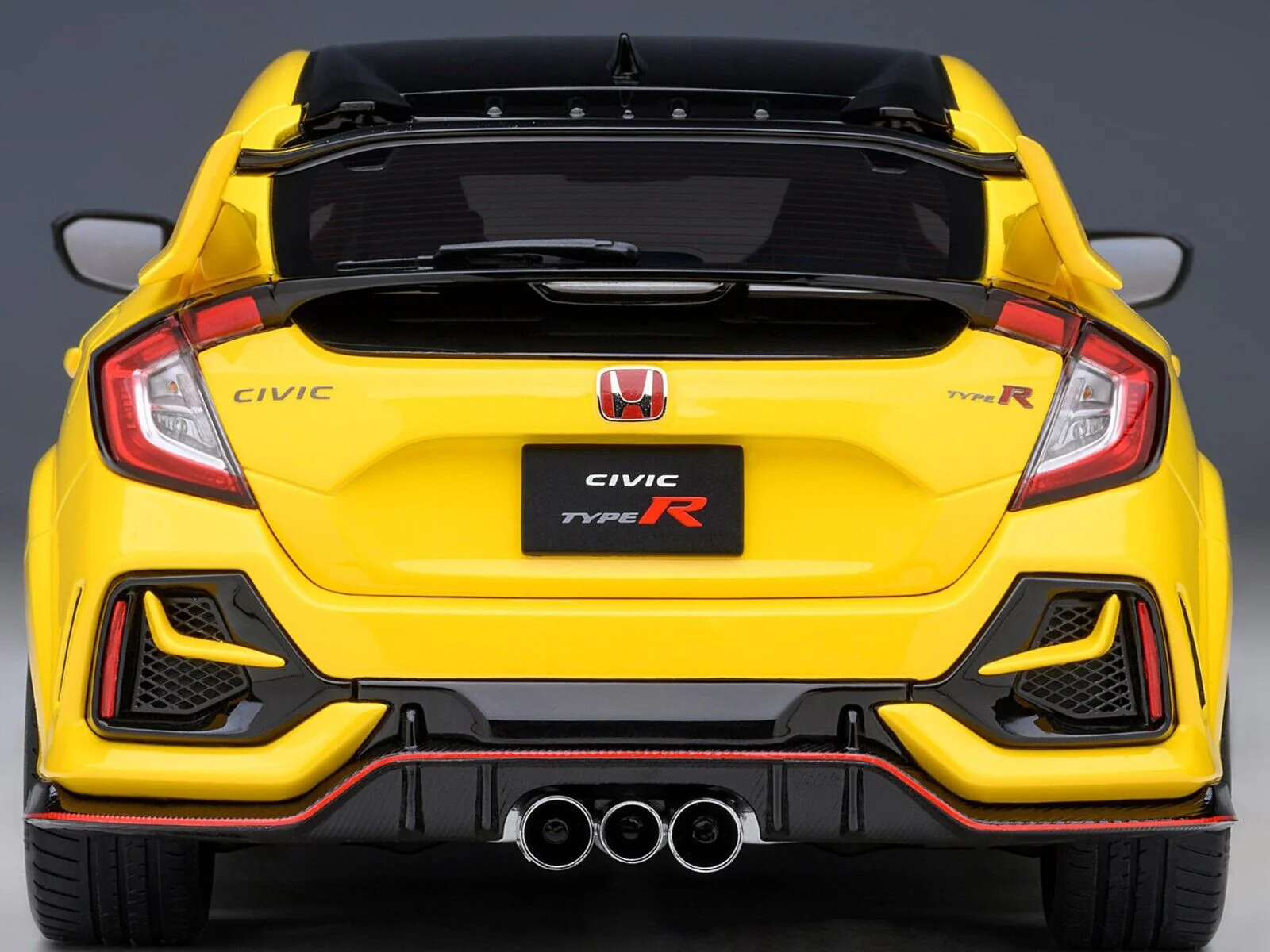 AUTOart 2021 Honda Civic Type R (FK8) Sunlight Yellow 1:18 - Image 10