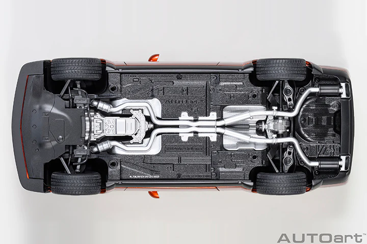 AUTOart 2022 Dodge Challenger R/T Scat Pack Widebody Sinamon Stick 1:18 - Image 8