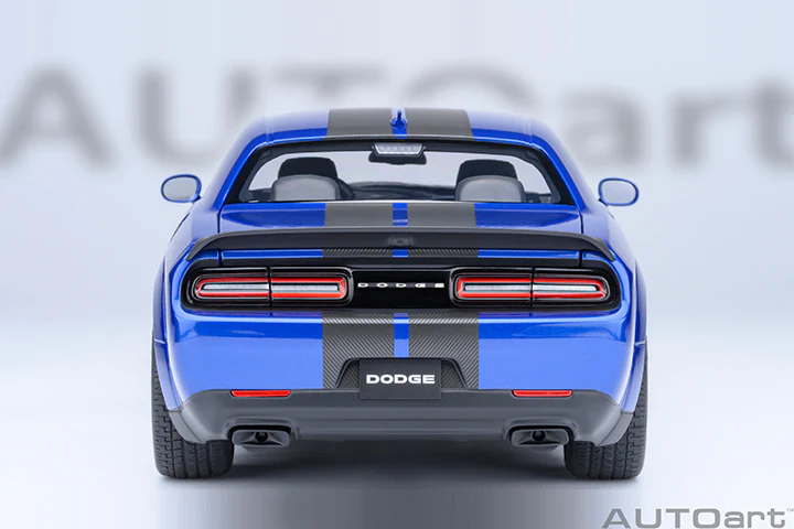 AUTOart 2022 Dodge Challenger SRT Jailbreak Indigo Blue 1:18 - Image 6