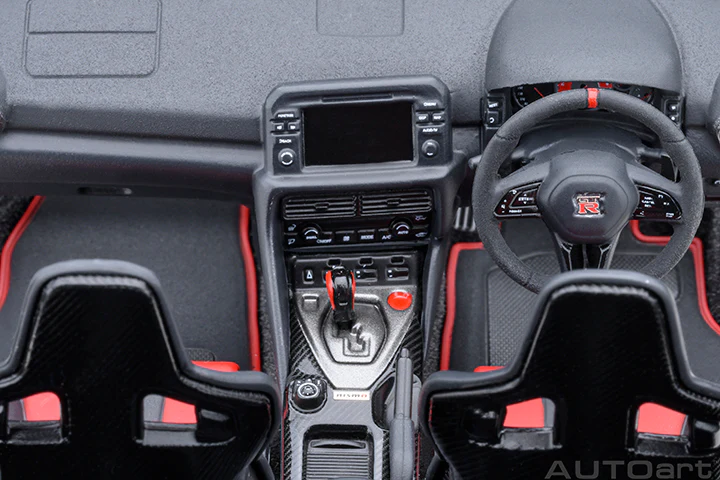 AUTOart 2022 Nissan Skyline GT-R (R35) Nismo Special Edition Nismo Stealth Gray 1:18 - Image 15