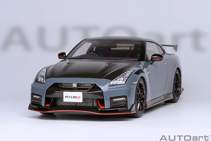 AUTOart 2022 Nissan Skyline GT-R (R35) Nismo Special Edition Nismo Stealth Gray 1:18 - Image 18