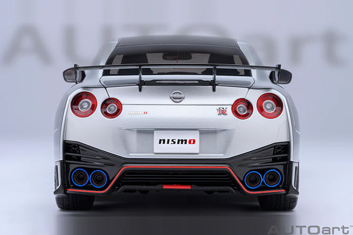 AUTOart 2022 Nissan Skyline GT-R (R35) Nismo Special Edition Ultimate Metal Silver 1:18 - Image 6