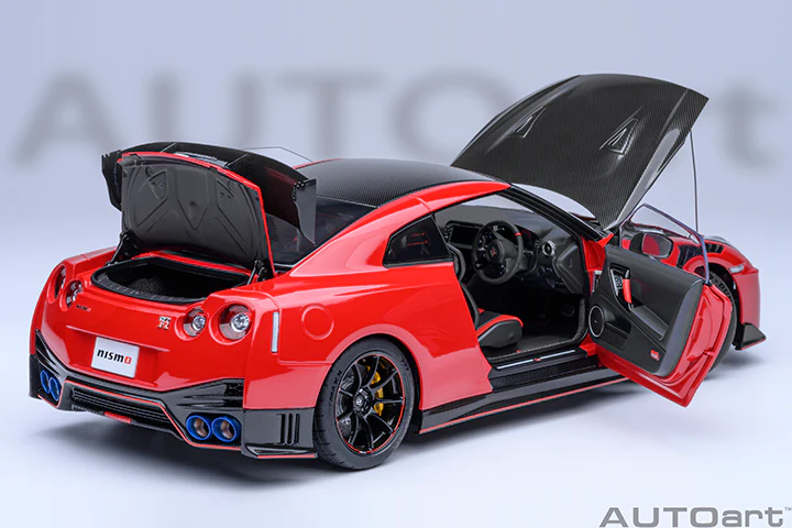 AUTOart 2022 Nissan Skyline GT-R (R35) Nismo Special Edition Vibrant Red 1:18 - Image 17