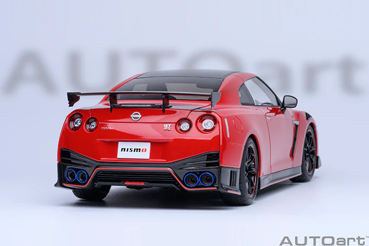 AUTOart 2022 Nissan Skyline GT-R (R35) Nismo Special Edition Vibrant Red 1:18 - Image 19