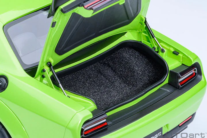 AUTOart 2023 Dodge Challenger SRT Super Stock Sublime Green 1:18 - Image 13