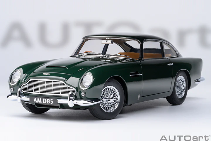 AUTOart Aston Martin DB5 British Racing Green 1:18 - Image 18
