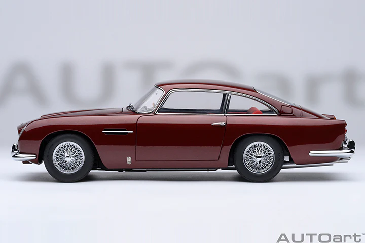 AUTOart Aston Martin DB5 Dubonnet Rosso (Dark Red) 1:18 - Image 3