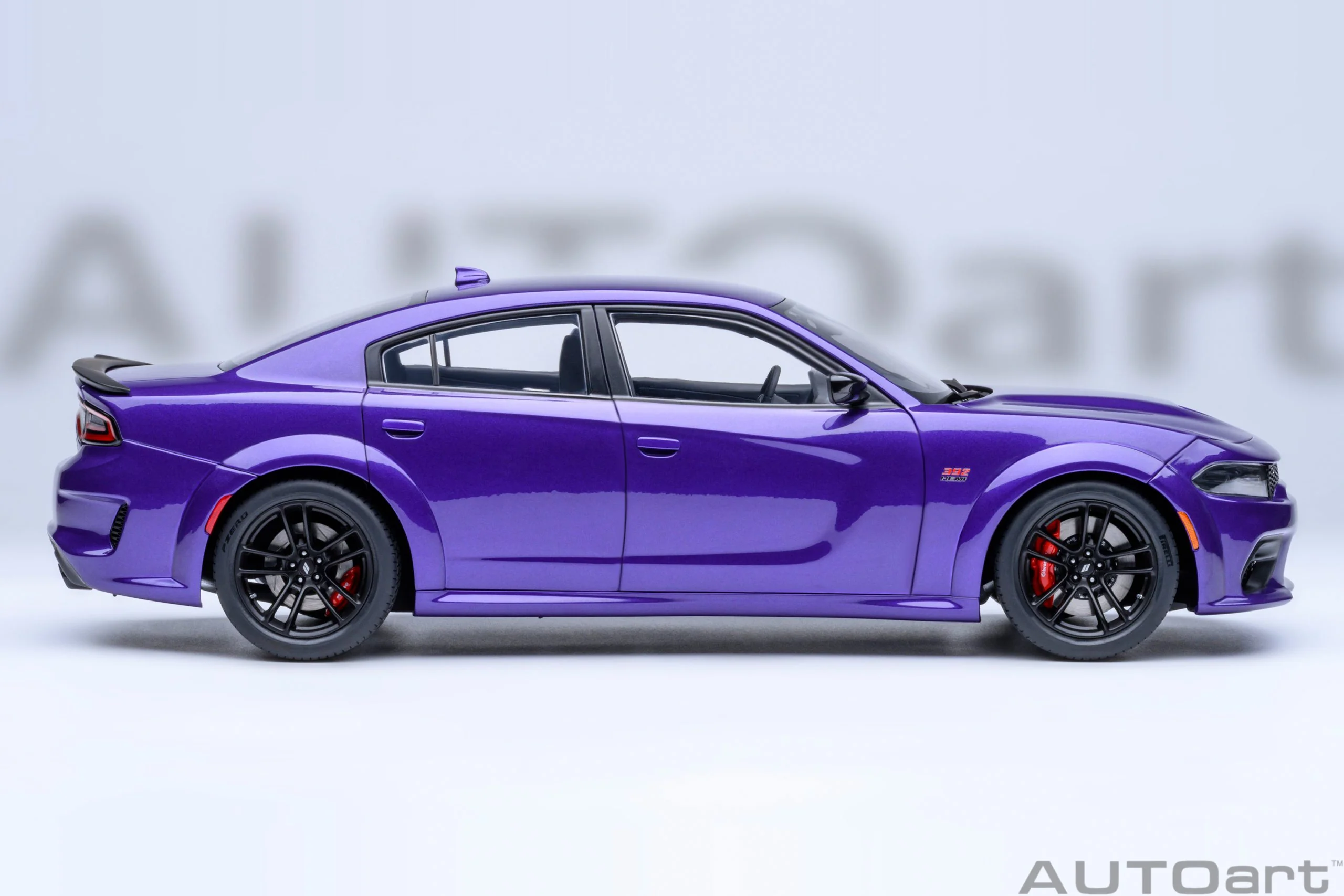 AUTOart Dodge Charger R/T Scat Pack Widebody Plum Crazy Purple 1:18 - Image 4