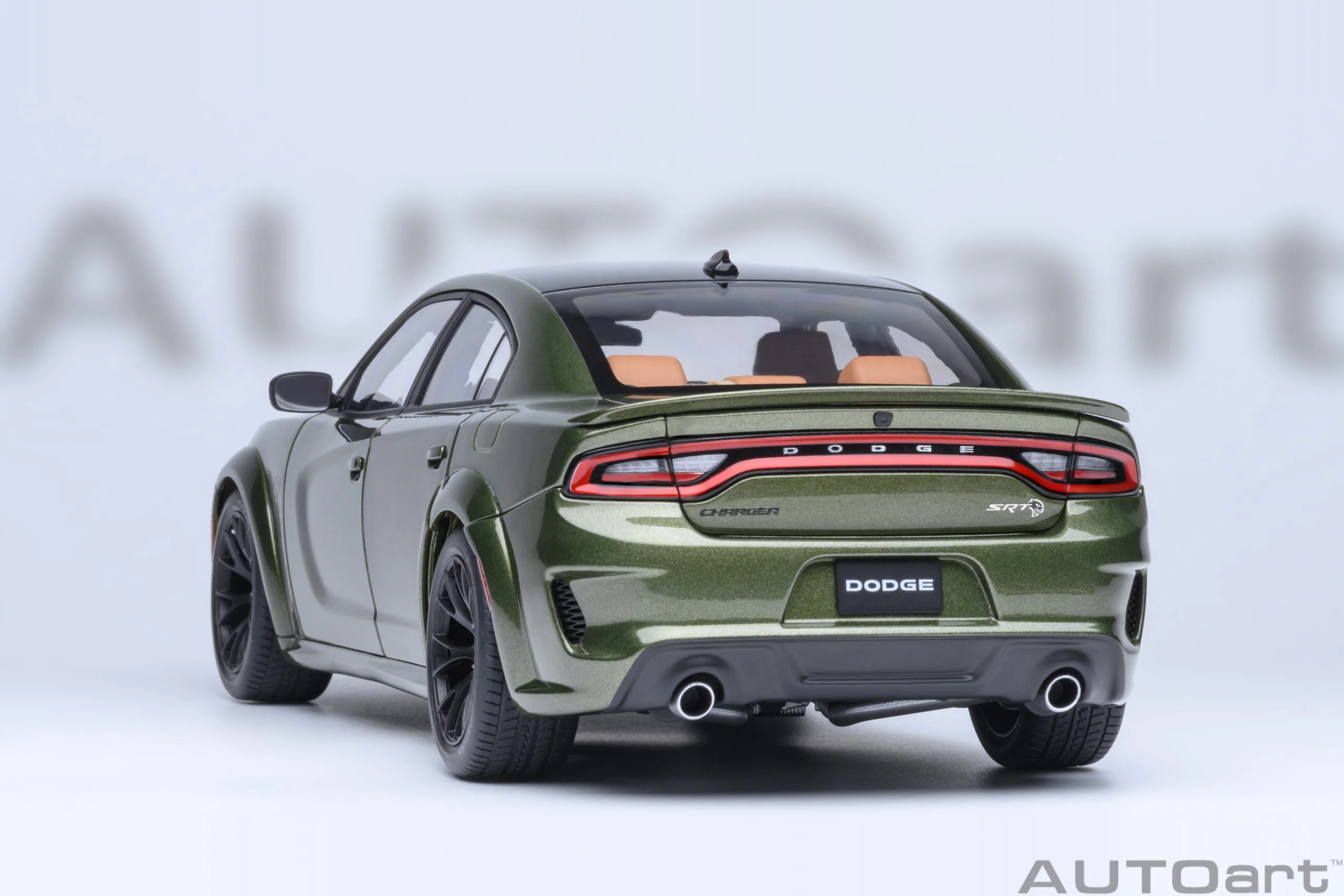 AUTOart Dodge Charger SRT Hellcat Redeye Jailbreak F8 Green 1:18 - Image 20