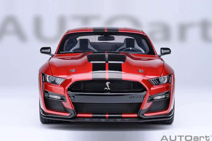 AUTOart Ford Shelby Mustang GT500 Rapid Red 1:18 - Image 5