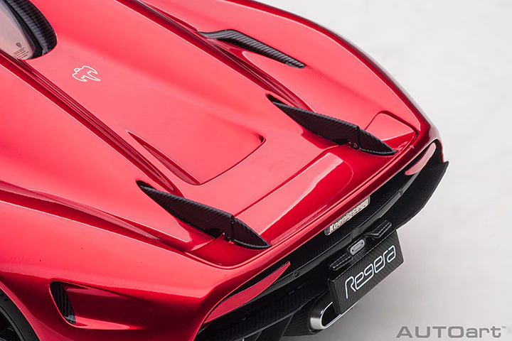 AUTOart Koenigsegg Regera Candy Red 1:18 - Image 15