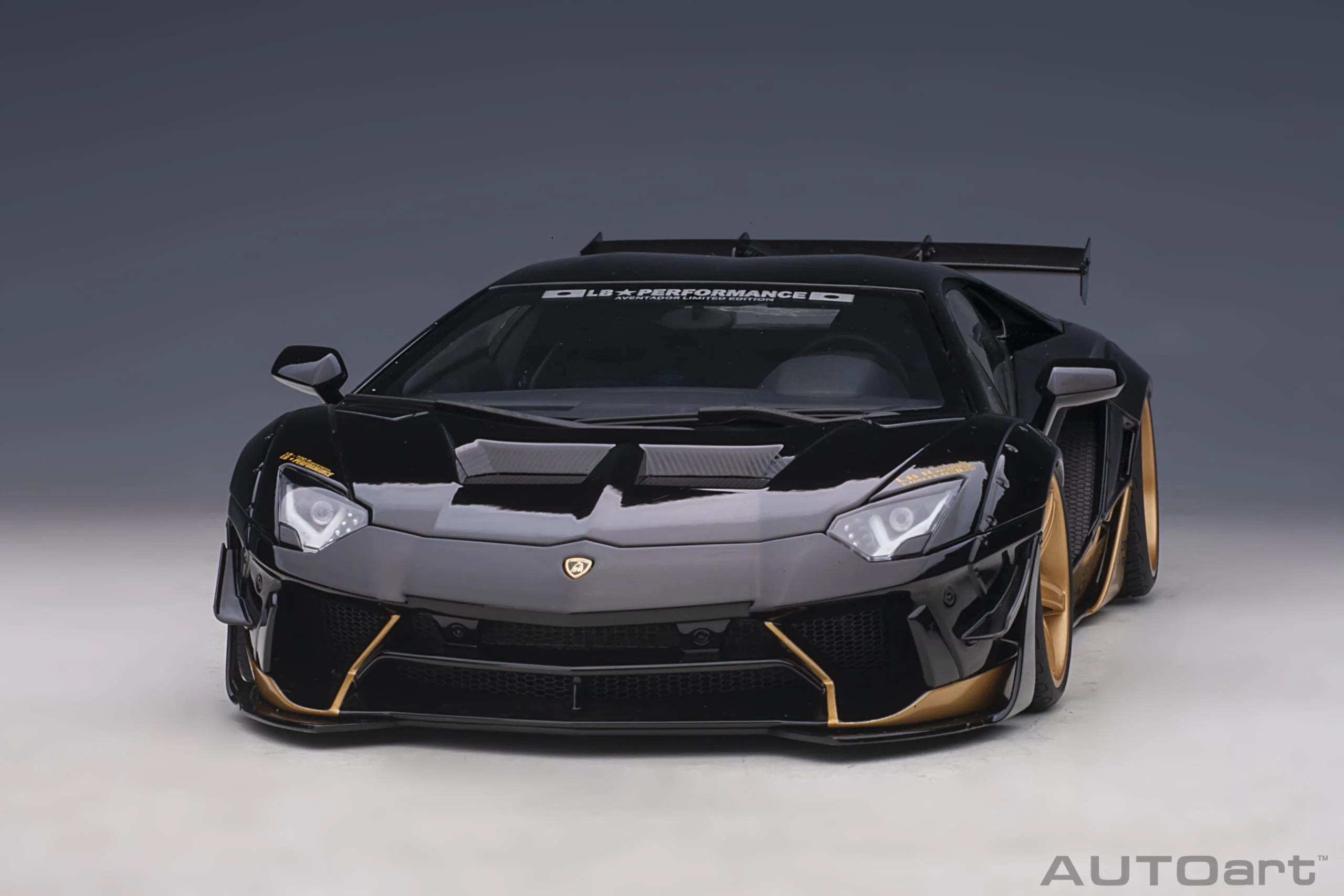 AUTOart Lamborghini Aventador Liberty Walk LB-Works, Limited Edition, Black w/ Gold 1:18 - Image 17