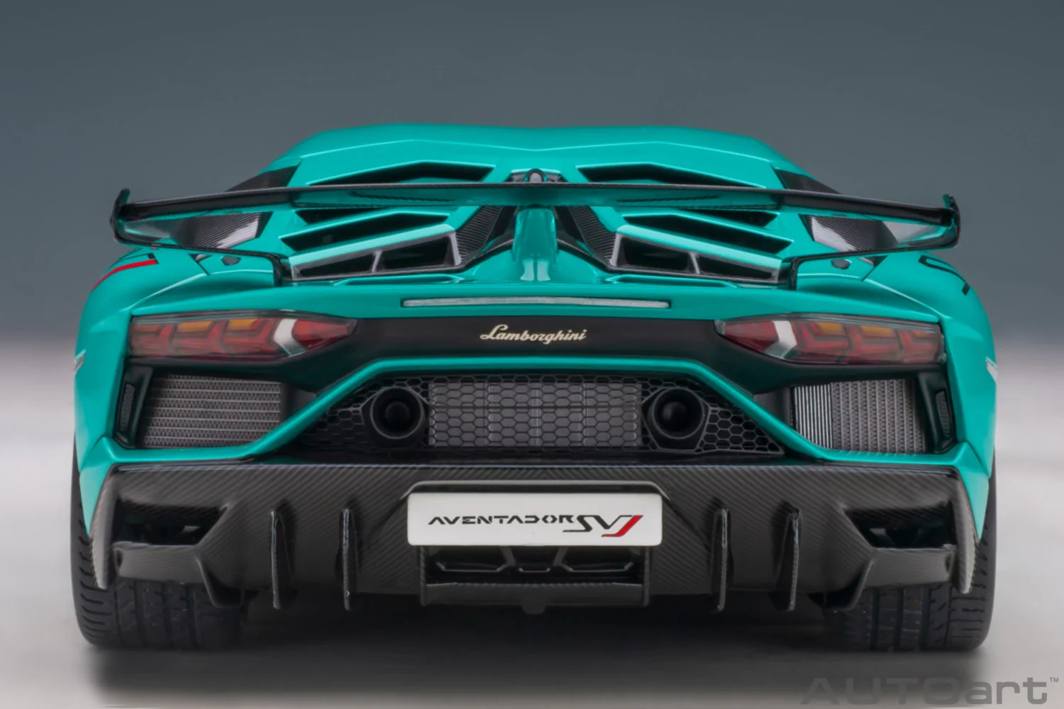 AUTOart Lamborghini Aventador SVJ Blu Glauco (Solid Blue) 1:18 - Image 6