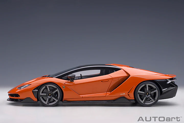 AUTOart 2016 Lamborghini Centenario Arancio Argos (Pearl Orange) 1:18 - Image 3