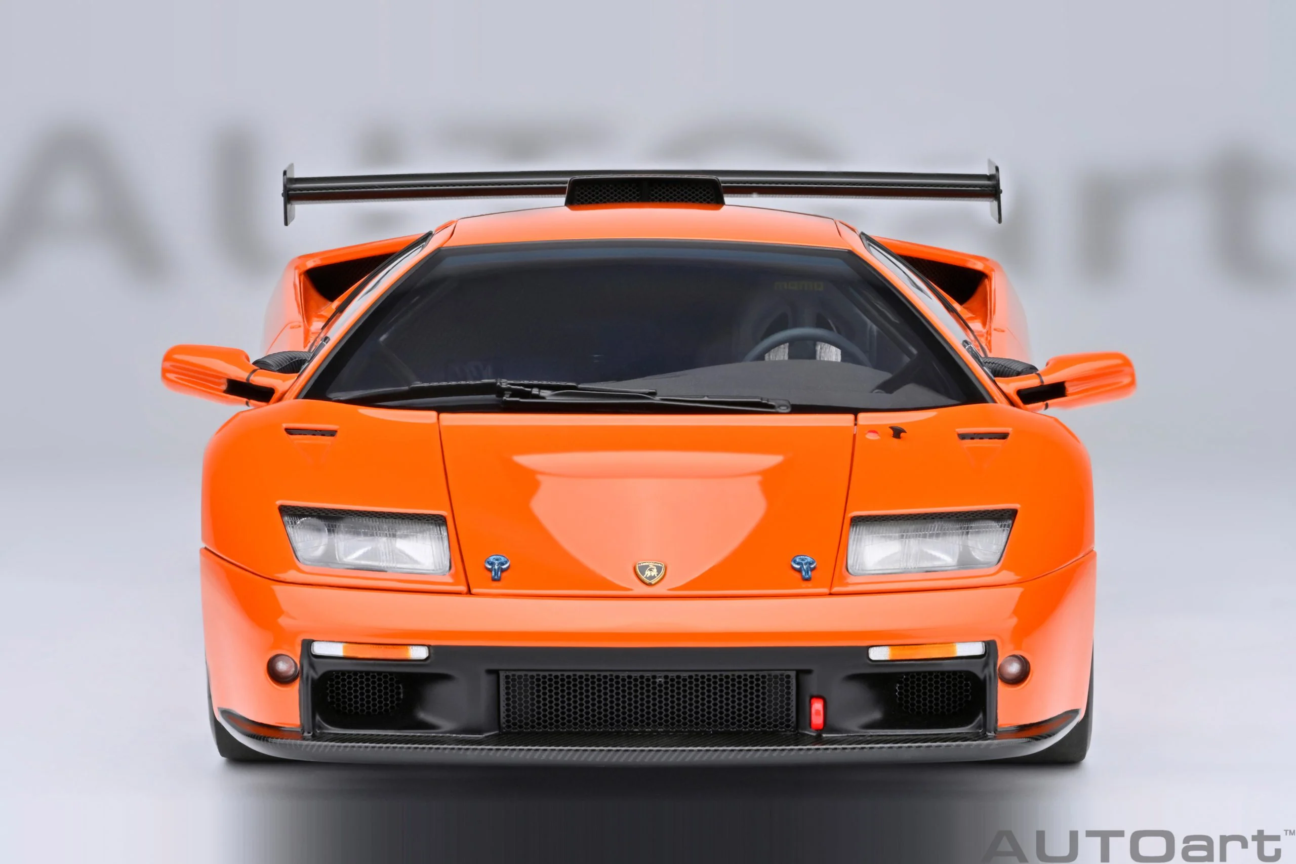 AUTOart Lamborghini Diablo GTR Arancio Ishtar (Orange) 1:18 - Image 5