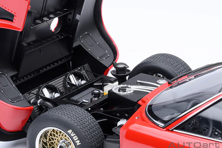 AUTOart Lamborghini Miura SVR Jota Red 1:18 - Image 13