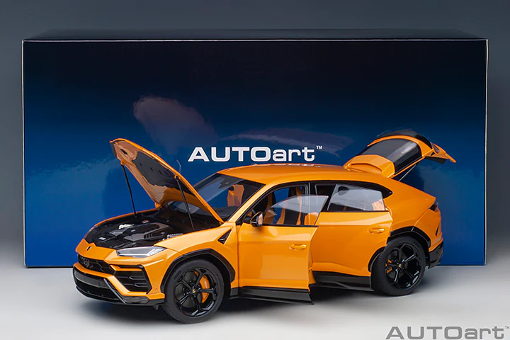 AUTOart Lamborghini Urus Arancio Borealis (Pearl Orange) 1:18 - Image 20