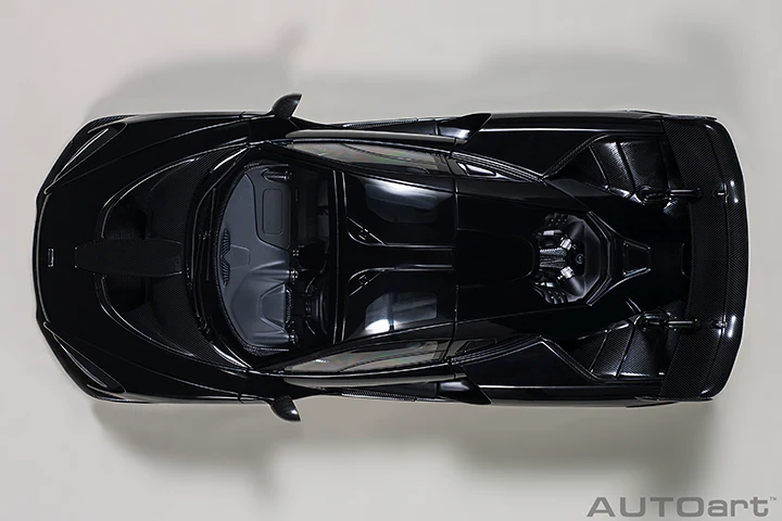 AUTOart Mclaren Senna Stealth Cosmos Black 1:18 - Image 7