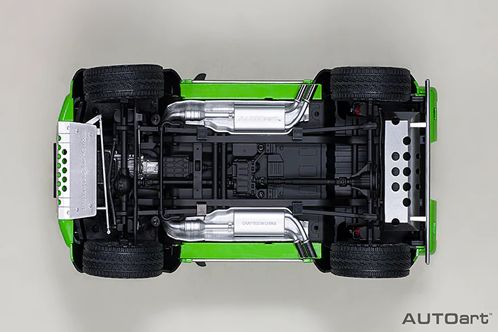 AUTOart Mercedes-Benz G500 4x4 2 G-Class Alien Green 1:18 - Image 9