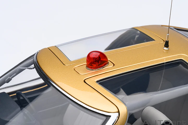 AUTOart 1979 Nissan Fairlady Z (S130) Seibu-Keisatsu Super Z Gold & Black 1:18 - Image 24
