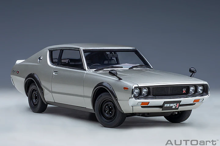 AUTOart Nissan Skyline 2000 GT-R (KPGC110) Standard Version Silver 1:18 - Image 14