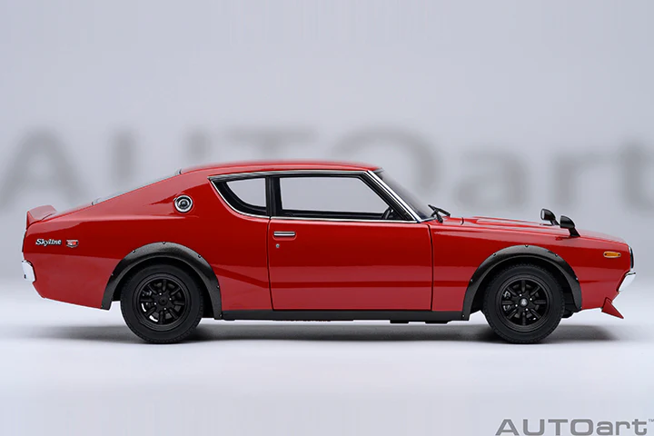AUTOart Nissan Skyline 2000 GT-R (KPGC110) Z-Tune Red 1:18 - Image 4
