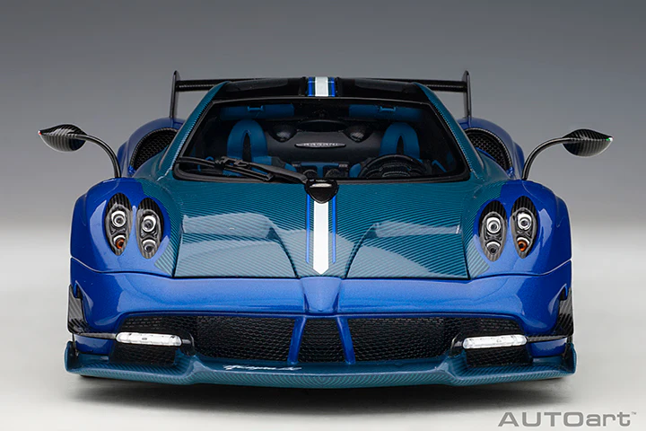 AUTOart Pagani Huayra BC Blue Francia (Carbon) 1:18 - Image 5