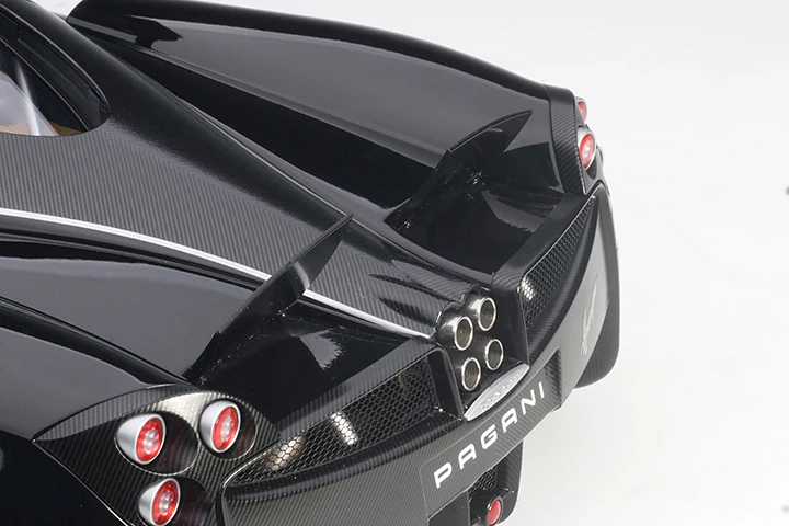 AUTOart Pagani Huayra Gloss Black & Silver Stripes w/ Silver Wheels 1:12 - Image 13