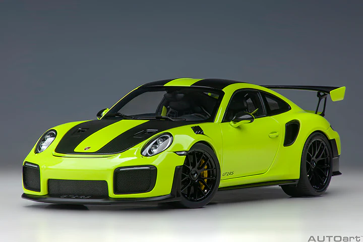 AUTOart Porsche 911 991.2 GT2 RS w/ Weissach Pkg Acid Green 1:18 - Image 17