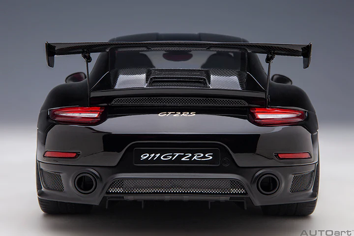 AUTOart Porsche 911 991.2 GT2 RS w/ Weissach Pkg Black 1:18 - Image 6