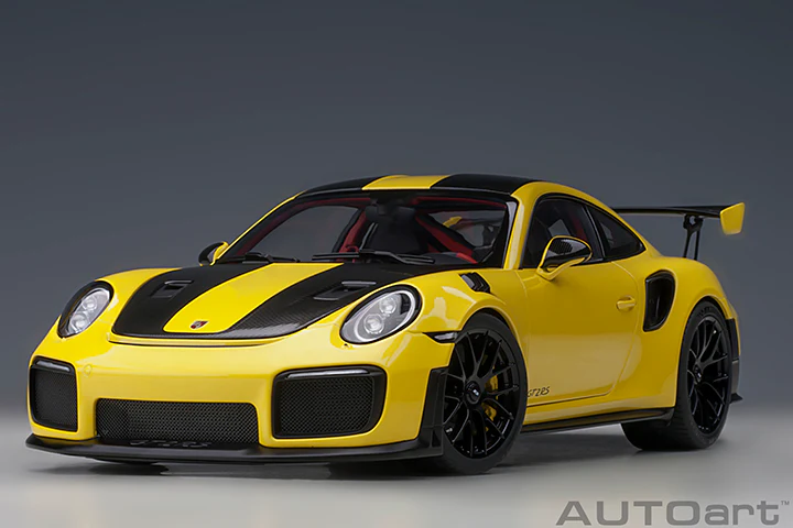 AUTOart Porsche 911 991.2 GT2 RS w/ Weissach Pkg Racing Yellow 1:18 - Image 15